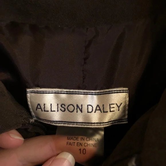 Beautiful Jacket - Picture 2 of 2